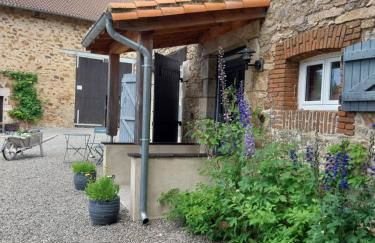 Beautiful 2 bed cottage with swimming pool - Foto 40
