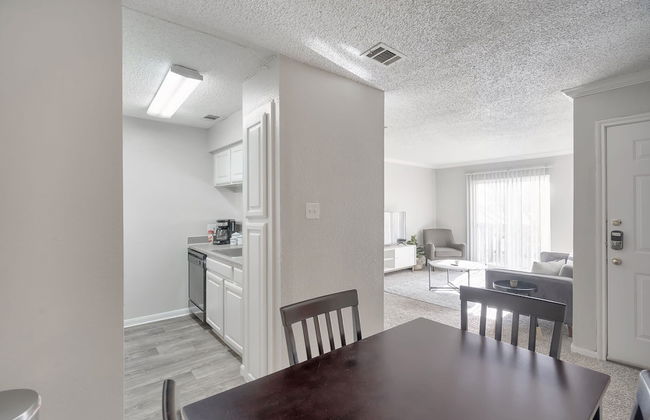 Lovely Midland Getaway With Fitness Center - Foto 14