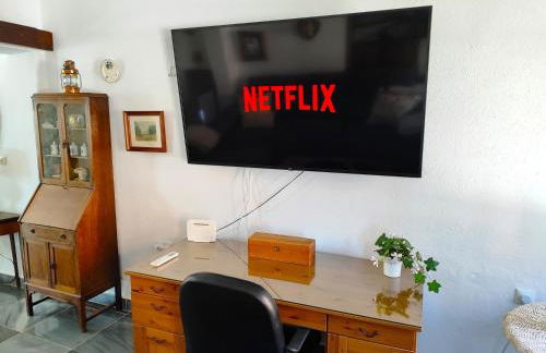 Evans Realty AL Villa & Piscina & Garaje & Playa - Photo 33