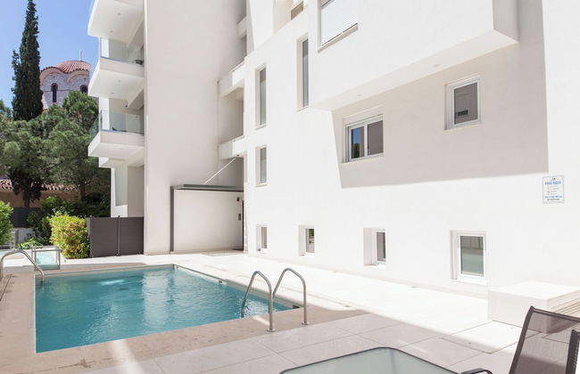 Marousi 2 Bd Luxury Living w Shared Pool - Foto 1