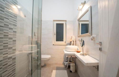 Villa Michaela con piscina privata e vista mare - Foto 39