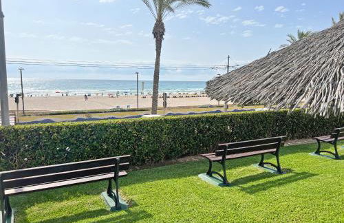 Playa y montaña 1ª linea Piscina Parking AC - Foto 48