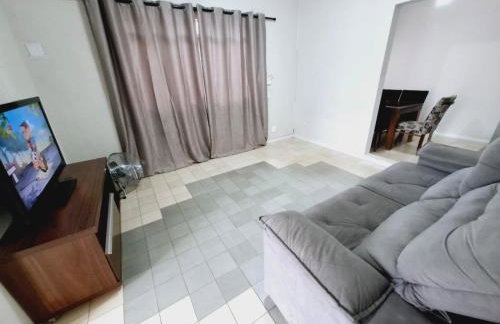 CASA - localizada no centro de Campo Grande - 2 quartos com ar e garagem para 2 carros - Foto 29