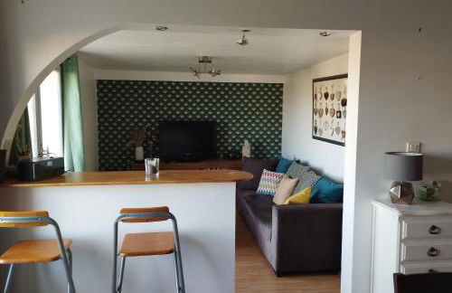 T2 rénové avec parking privé à proximité de LYON - Foto 12