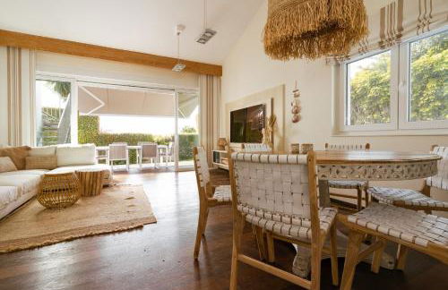 Villa Madrugada, beachside villa in Costabella - Photo 4