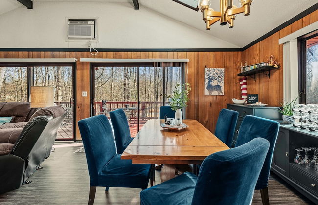 Mountain Magic by Avantstay Firepit Game Room - Pool Table Foosball - Foto 11