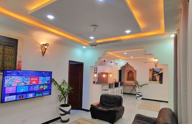 Ayaa Apartments - Photo 14