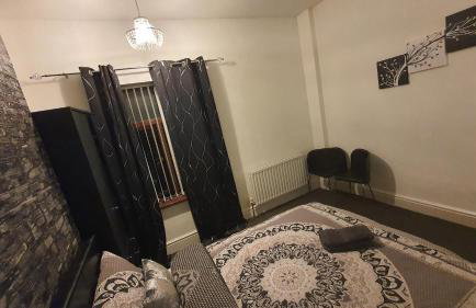 2 bedroom house, Tunstall, Stoke-on-Trent. - Foto 8