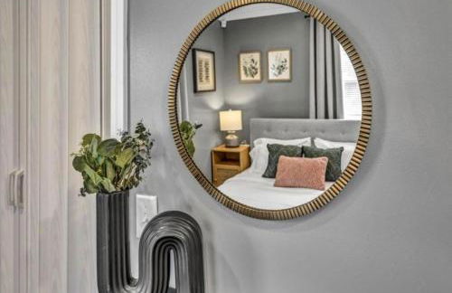 Swim and Relax In our Pool and Hot Tub and Recently Renovated - Foto 29