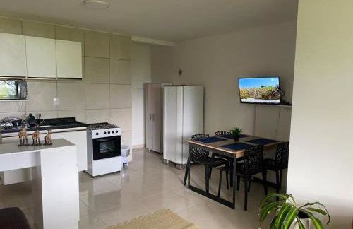 Flat Condomínio Topo da Montanha 507 fica a 5km do centro - Foto 8