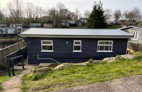 Dillons Lakeside Lodge - Photo 31