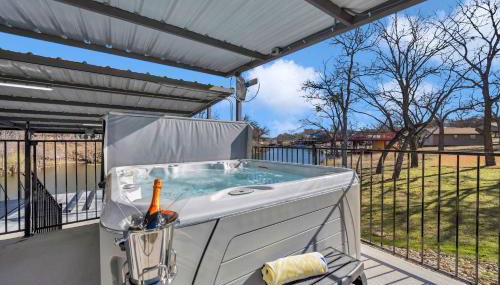 The Woodland Escape with Concierge Services - New Listing - Foto 3