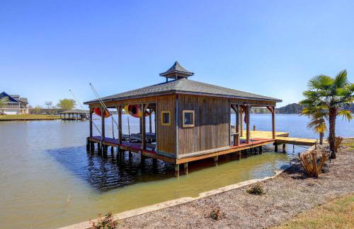 Dock and Fire Pit Stunning Lake Sinclair Home! - Foto 32