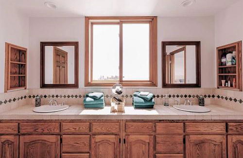 Malibu Ocean Villa with King Bed, Hot Tub, Beach, BBQ - Foto 30