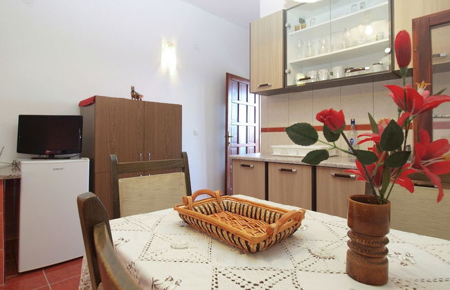 Apartment 1665 - Photo 12