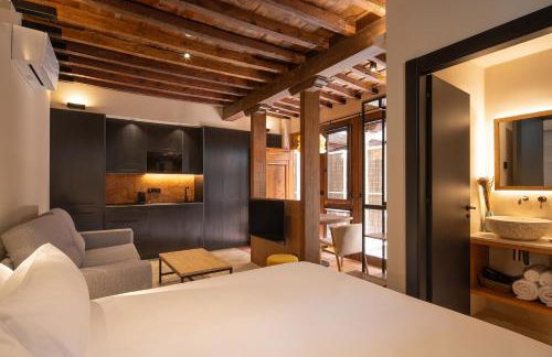 Calm Suites Babole - Foto 18