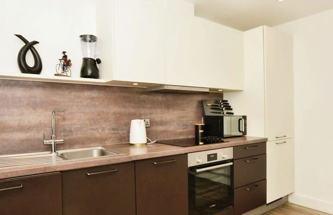 Sleek 2 Bedroom Apartment - Sofa-bed - Ashford - Foto 10