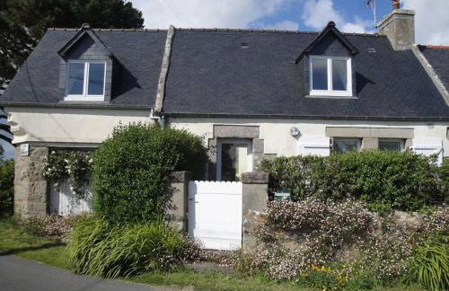 Maison bretonne avec cour fleurie, WIFI et vélos à 1,4 km des plages à Trébeurden - FR-1-368-71 - Foto 13