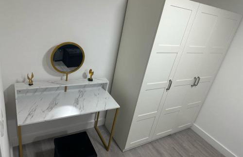 1B, zone 2 Westbourne Park , sleeps 4 - Foto 4