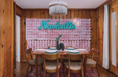 Nashville Gem Grill Mini Pickleball Sleeps 12 - Foto 3