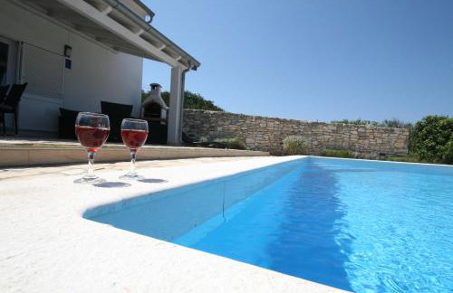 House Sakarun with swimming pool - Photo 19