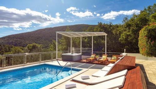 Luxury Villa Lovric with private heated pool, Jacuzzi, Sauna and private tavern - Foto 5