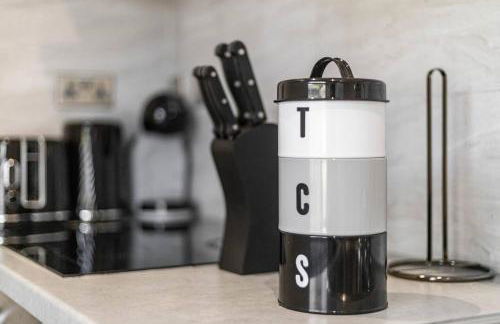 Perfect Flat Next To Highgate Station - Photo 7