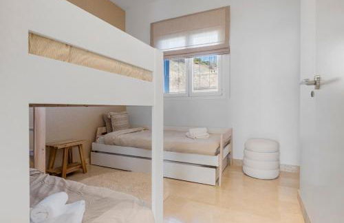 Luxury family apartment with breathtaking views - Photo 19