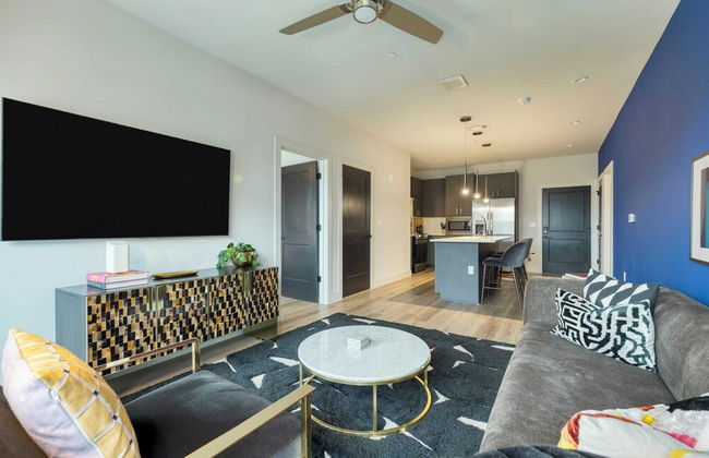 Whiskey River Walkable Midtown Location at Odyssey + Pool, Bbq, Fitness Room - Foto 11