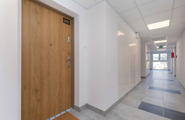 Aquamarina Prima Apartments by Renters - Photo 2