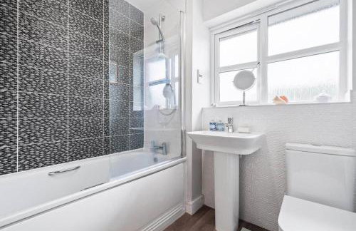 Modern Townhouse in Penryn with Private Parking - Foto 13