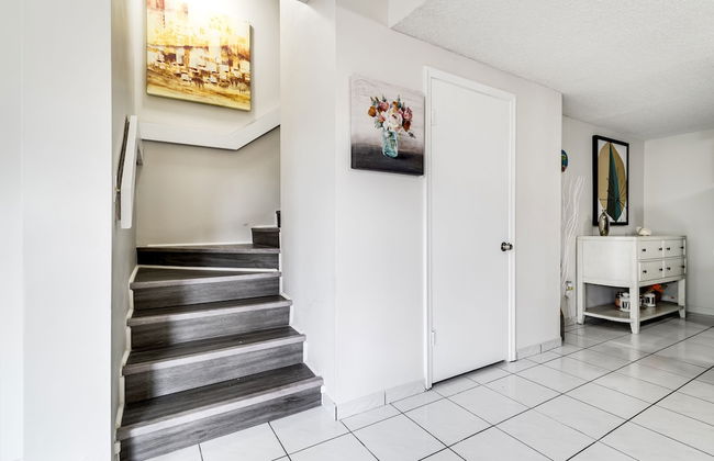 2 Bed2 Bath House with Backyard Jacuzzi - Foto 15