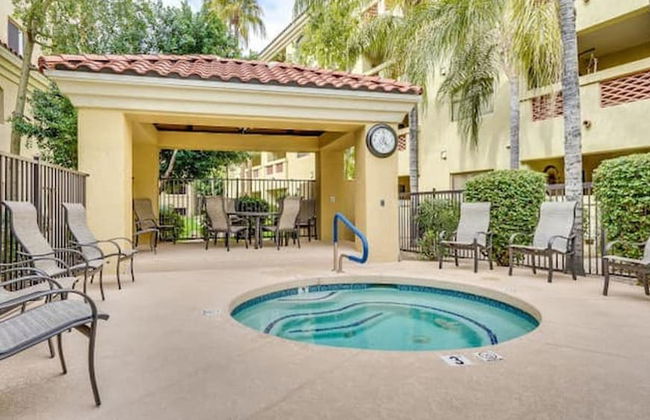 Executive 2 Bdrm Condo in the Heart of Biltmore! - Foto 18