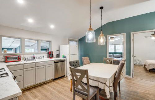 Steps to Water Lake of the Ozarks Getaway - Foto 7