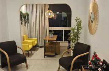 Refúgio Secreto na Praia da Bacutia, Piscina, Churrasqueira, Ar condicionado 80m da melhor praia de Guarapari - Foto 29