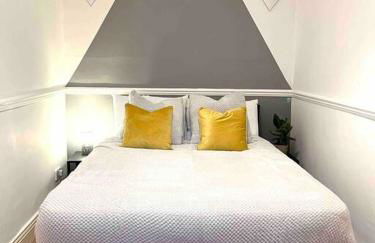 Free parking. Long stay discounts - Foto 9