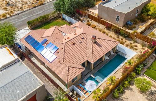 The Desert Gem Pool Spa Gated Home - Photo 65