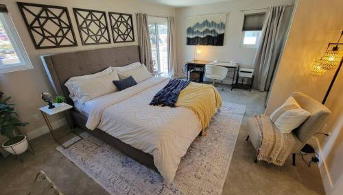 San Diego Oasis with Hot Tub, Gym, Outdoor Theater, Huge Yard - Foto 4