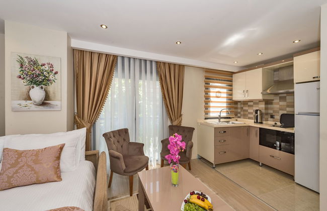 Gen Suites - Photo 23