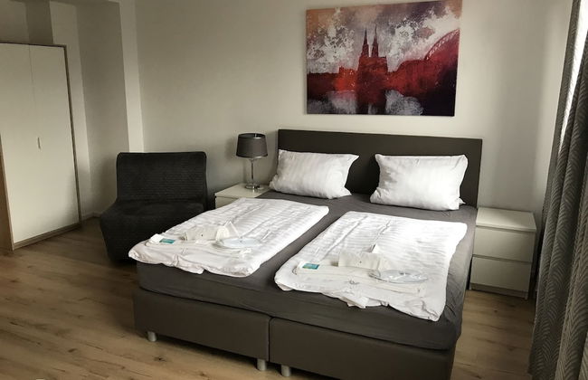 City Apartment - Photo 12