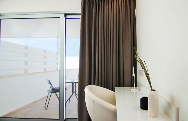 Phaedrus Living Luxury Suite Nicosia 502 - Foto 5