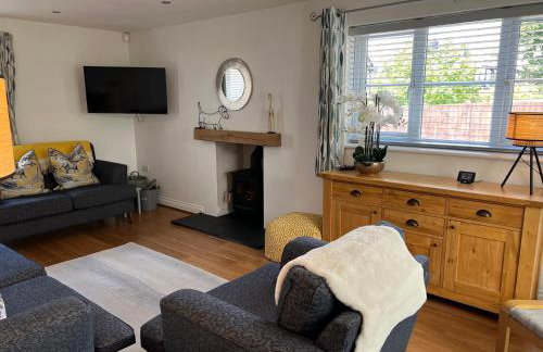 Monty Cottage, Exmouth Coastal Boutique House - Photo 13