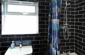 Chester/Handbridge sleeps 9 + Netflix - Photo 13