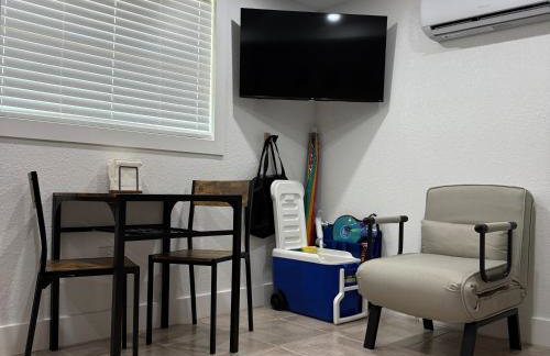 Private, cozy, beach guest-suite C - Photo 22