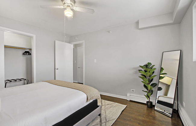 Posh 1BR Apartment in Arlington Heights - Foto 5