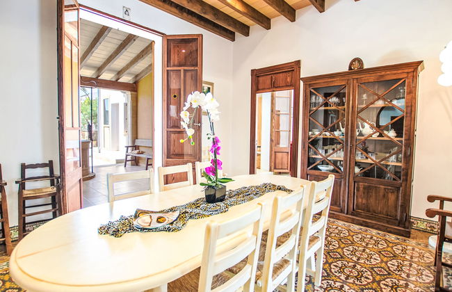 5 bedroom House in Maria de la Salut with private pool and garden - Photo 8