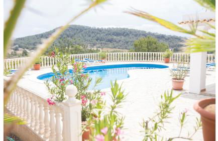 Can Tunicu has amazing sea views and is located in a quiet area near to San Antonio - Foto 17