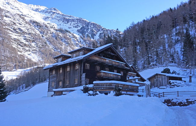 Beim Holzschnitzer - Foto 2