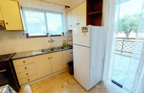 Seaside Apartment with parking in Melissi - Foto 10