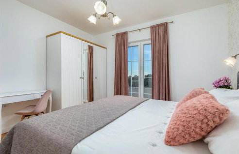 Amazing Home In Zminj - Foto 28